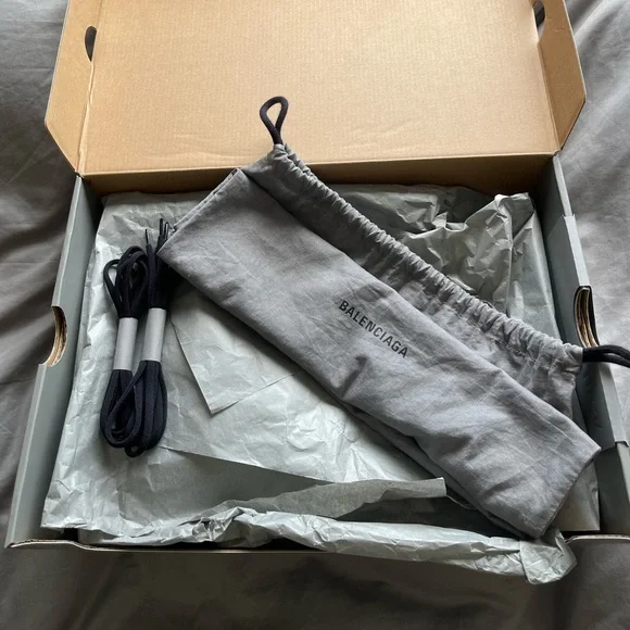 Men Balenciaga Track Sneaker Black/Black Clear size 42 (9) - Picture 10 of 12